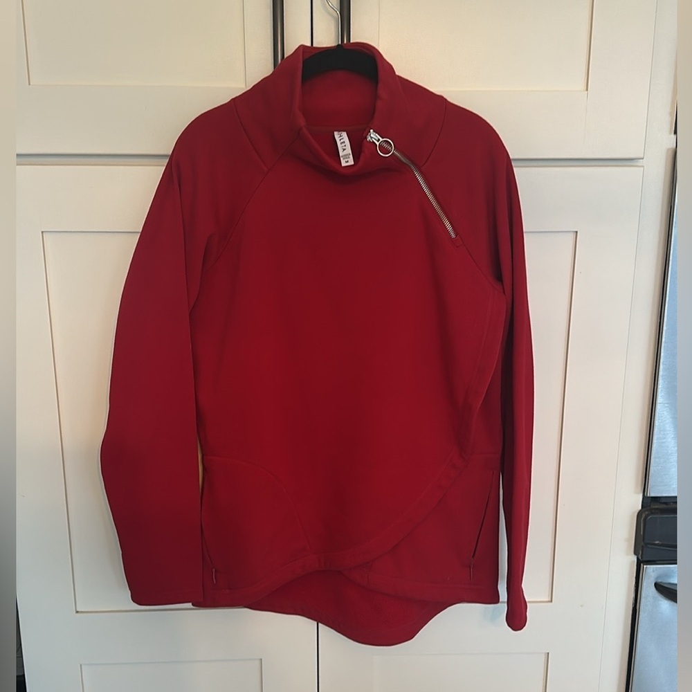 Athleta Cozy Karma Asym Pullover